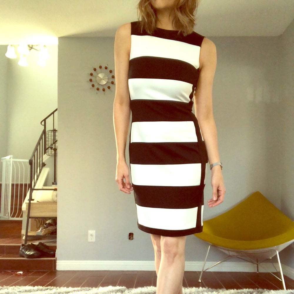 Striped professional sleeveless knee length dress